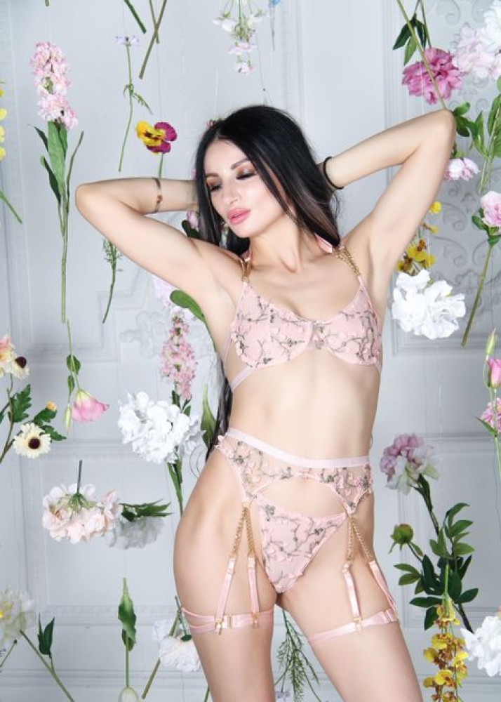 Индивидуалка Камила фото № 2 в городе Добрянка