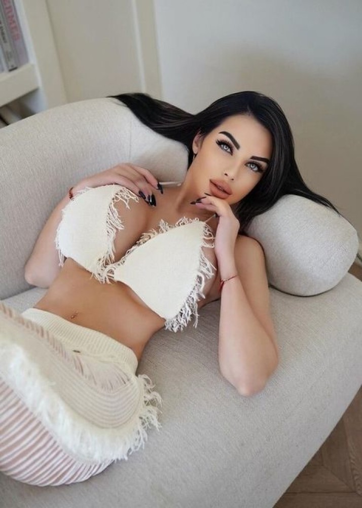 Индивидуалка Карина фото № 2 в городе Добрянка